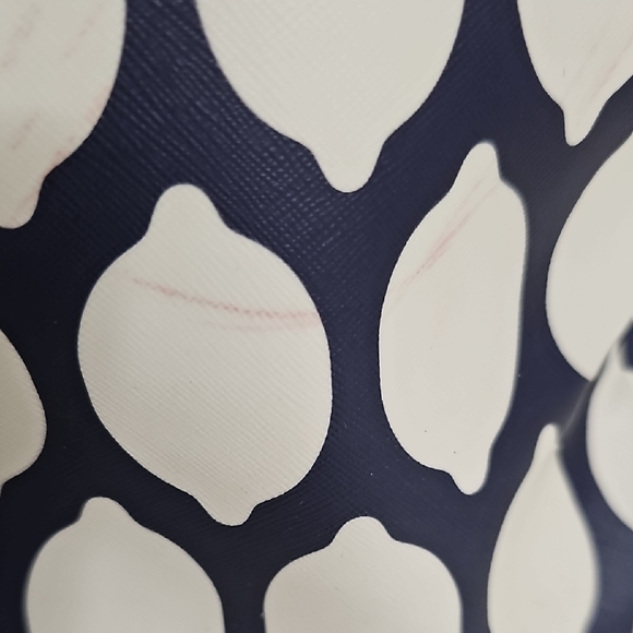 KATE SPADE 🔥🔥HOST PICK🔥🔥Large Lemon Print  Diaper Bag or Tote Bag - Picture 5 of 14